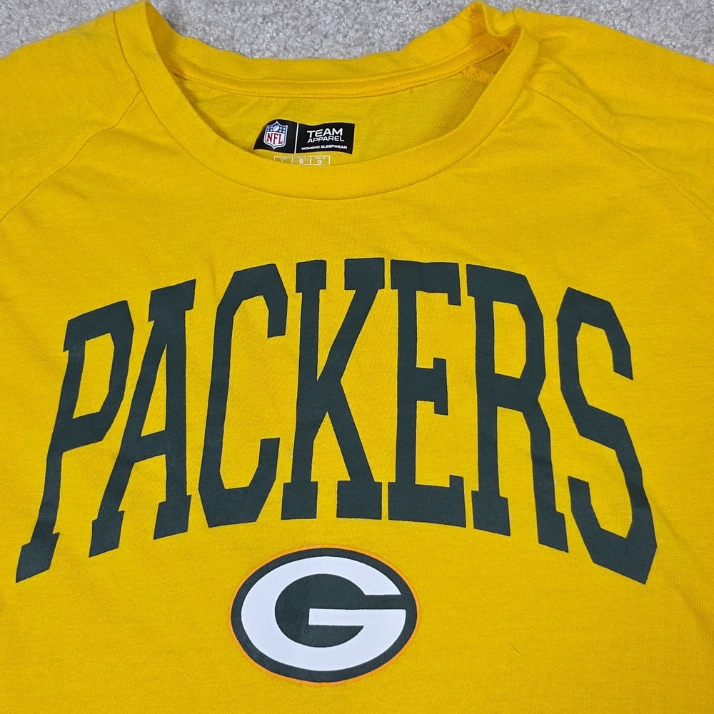 NFL Team Sleepwear T-Shirt Womens L Yellow Green Bay Packers Logo Long Sleeve